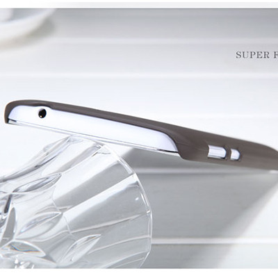 Пластиковый чехол Nillkin Super Frosted Shield Black для Huawei Honor 3C - фото 2 - id-p48813079
