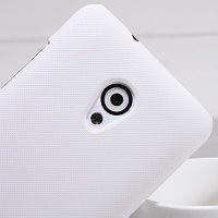 Пластиковый чехол Nillkin D-Style Matte White для HTC Desire 700 Dual Sim