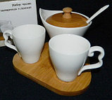 Набор фарфоровых  чашек и сахарница с ложкой на бамбуковой подставке арт. 2640145, фото 2
