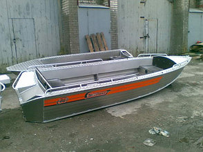 Лодка Алюминиевая Wellboat-42NexT консоль, фото 2