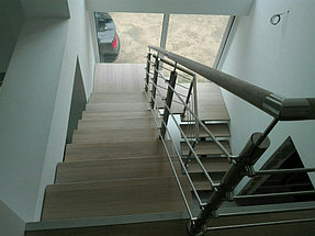 дубовые ступени для межэтажной лестницы