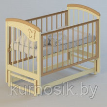 Детская кроватка с продольным маятником. Мебель "Бабочка" (ваниль/орех)