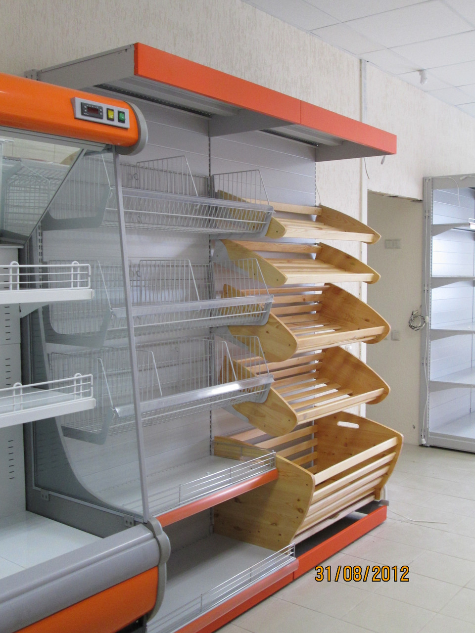 Стеллаж для хлебной продукции с лотком, полкой и накопителем серия K25 - фото 2 - id-p50671805
