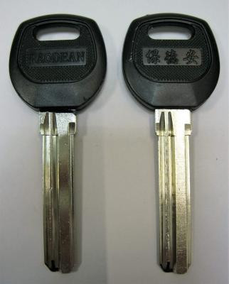Заготовка для ключей SAN-3D BAODEAN SANJIN 3 паза (8,8*38мм) пластик (canas) PCHN 2P вертикальная - фото 1 - id-p51124539