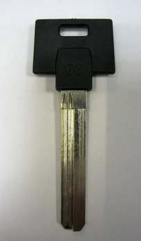 Заготовка для ключей MuI-t-Lock long 006 
