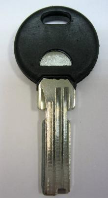 Заготовка для ключей КС 901-1 многопазная (правая) вертикальная - фото 1 - id-p51128022