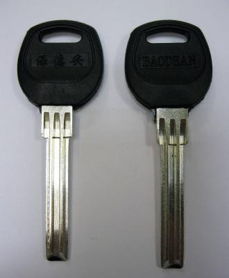 Заготовка для ключей BAODEAN пластик полукруг 3 паза узкий (38,7*7,2*3,37мм) D-158