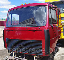 Кабина МАЗ 54323 красная 2-й комплектности, ручки, замки стекла, обшивка.