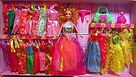 Набор кукла с аксессуарами(платьями,фен и туал.вода)