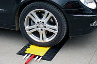 Кабель-канал резиновый ККР 3-20. Кабельная капа резиновая мобильная (3 канала 55-62 мм)