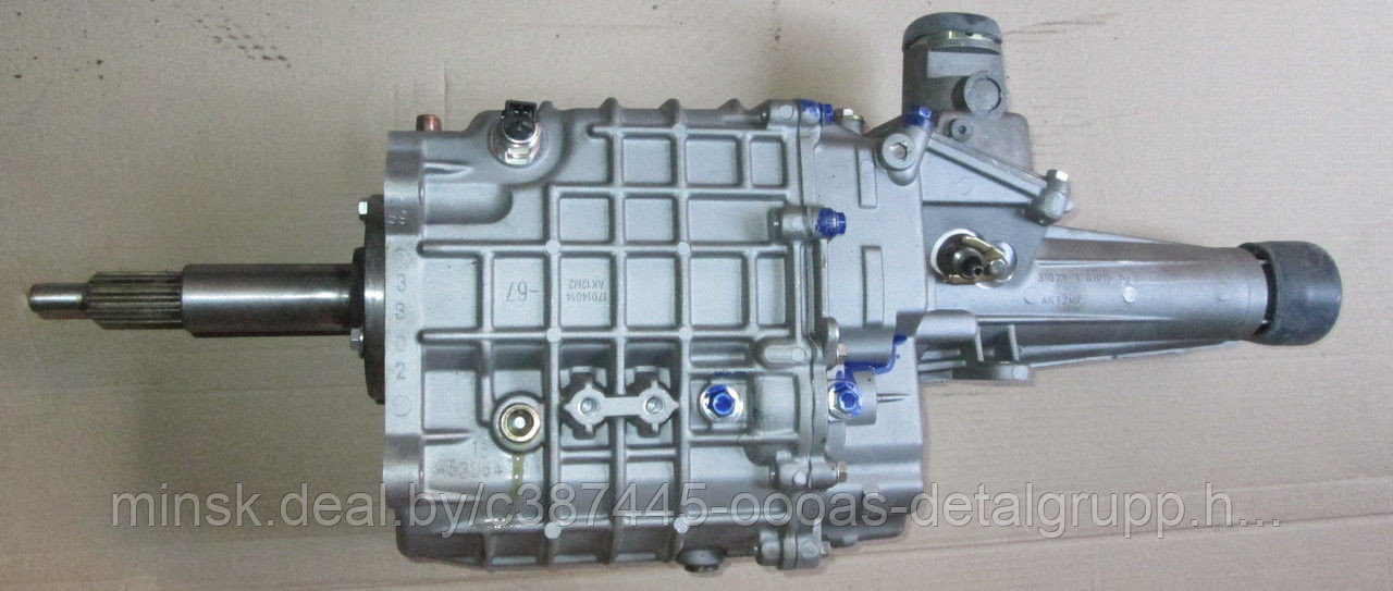 Коробка перемены передач (КПП)  ГАЗ-3302 Газель (карб.двиг) (ОАО ГАЗ) оригинал , 3302-1700010