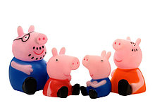 Набор игрушек Свинка Пеппа - Peppa & Family (sitting) 4 фигур