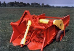 Картофелекопатель КТН-2В