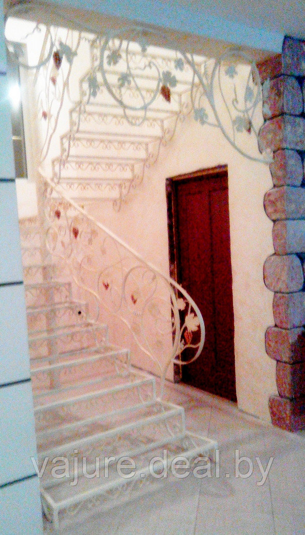 Кованая лестница "Виноградная лоза". - фото 3 - id-p54149625