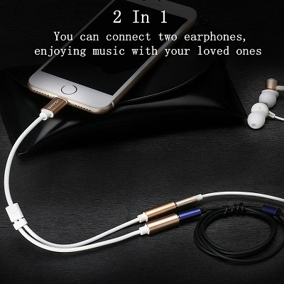 Аудио адаптер Usams Lightning to 3.5 (2 earphones) для Apple - фото 3 - id-p54789844