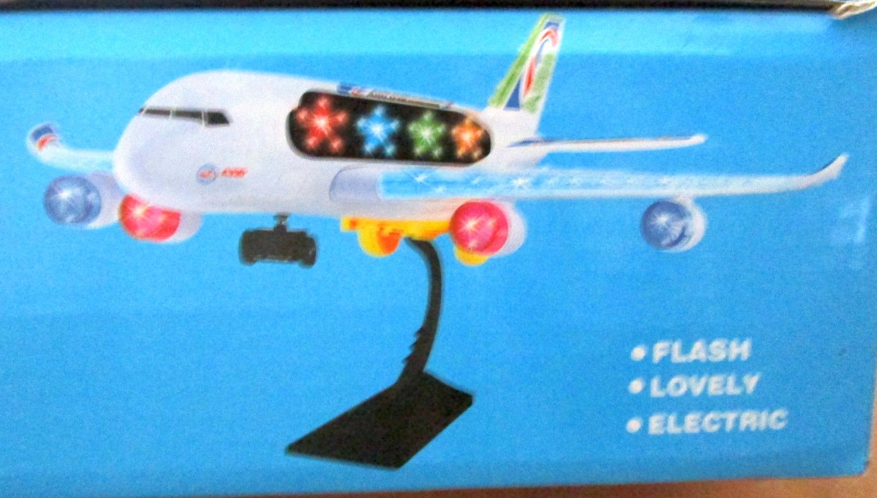 Музыкальная игра самолеты для детей. Музыкальная игрушка «самолёт». Ездящий самолет. Музыка в самолете. Самолет который ездит света.