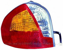 Фонарь задний правый (красно-бело-жёлтый) HYUNDAI SANTA FE 00-06