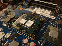 110419-Toshiba_Satellite_L500