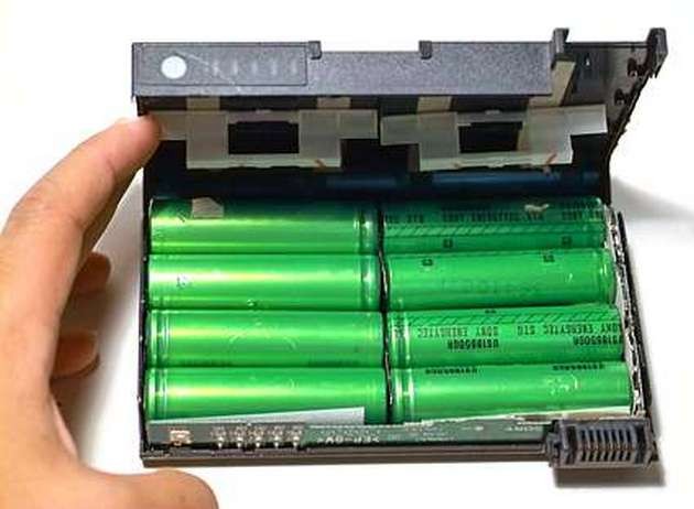 Зеленый литий. Lithium ion battery inside. перевозка литий ионных аккумуляторов самолетом. ni-cd 1.5 восстановление аккумуляторов.