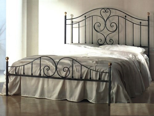 Кованая кровать двуспальная