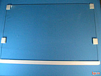 Полка-стекло холодильника Атлант с обрамлением с одной стороны 52*26 см (код 290790307100)