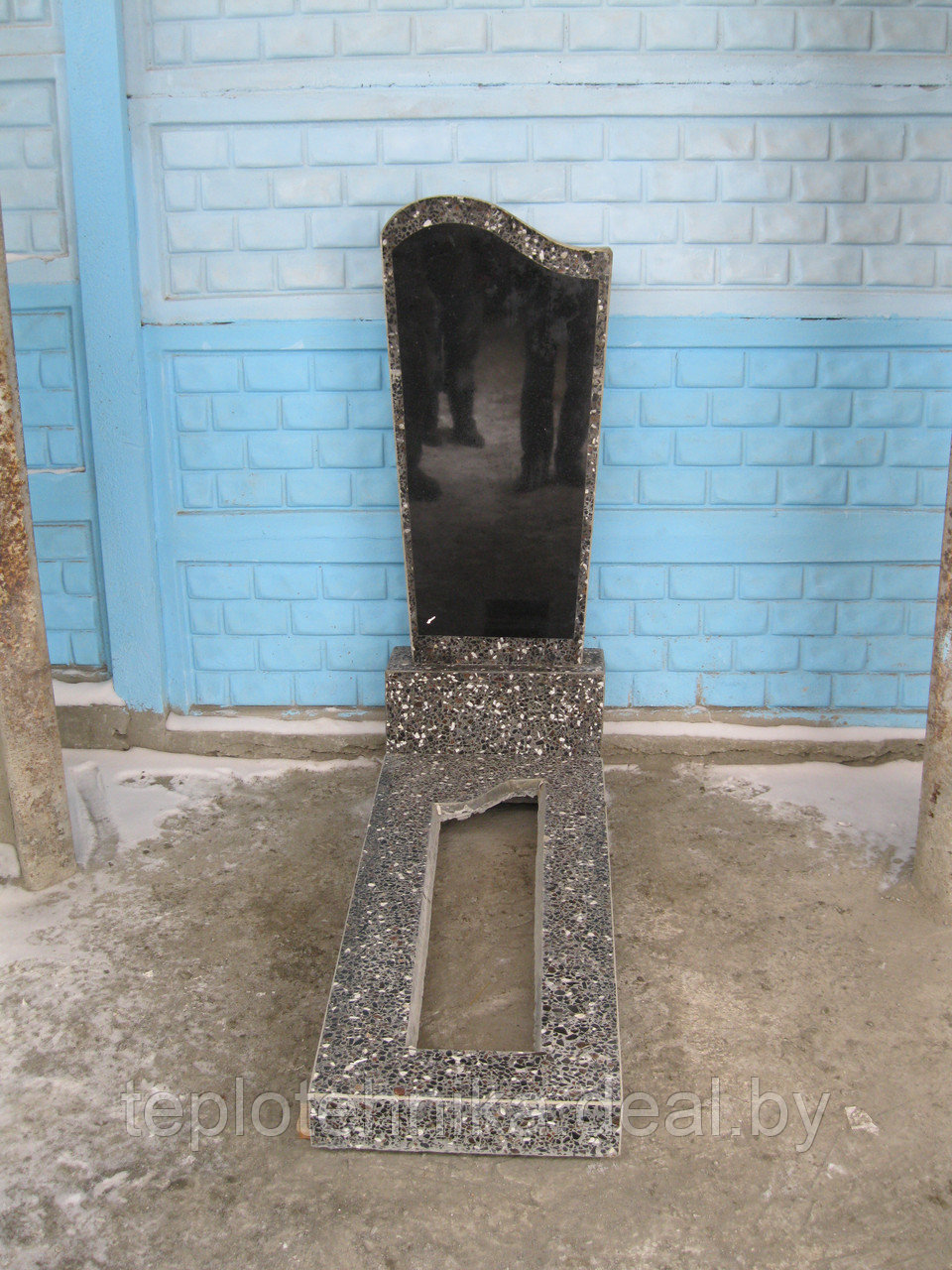 Памятник из гранитно-мраморной крошки Комплект С-18 - фото 2 - id-p58486356