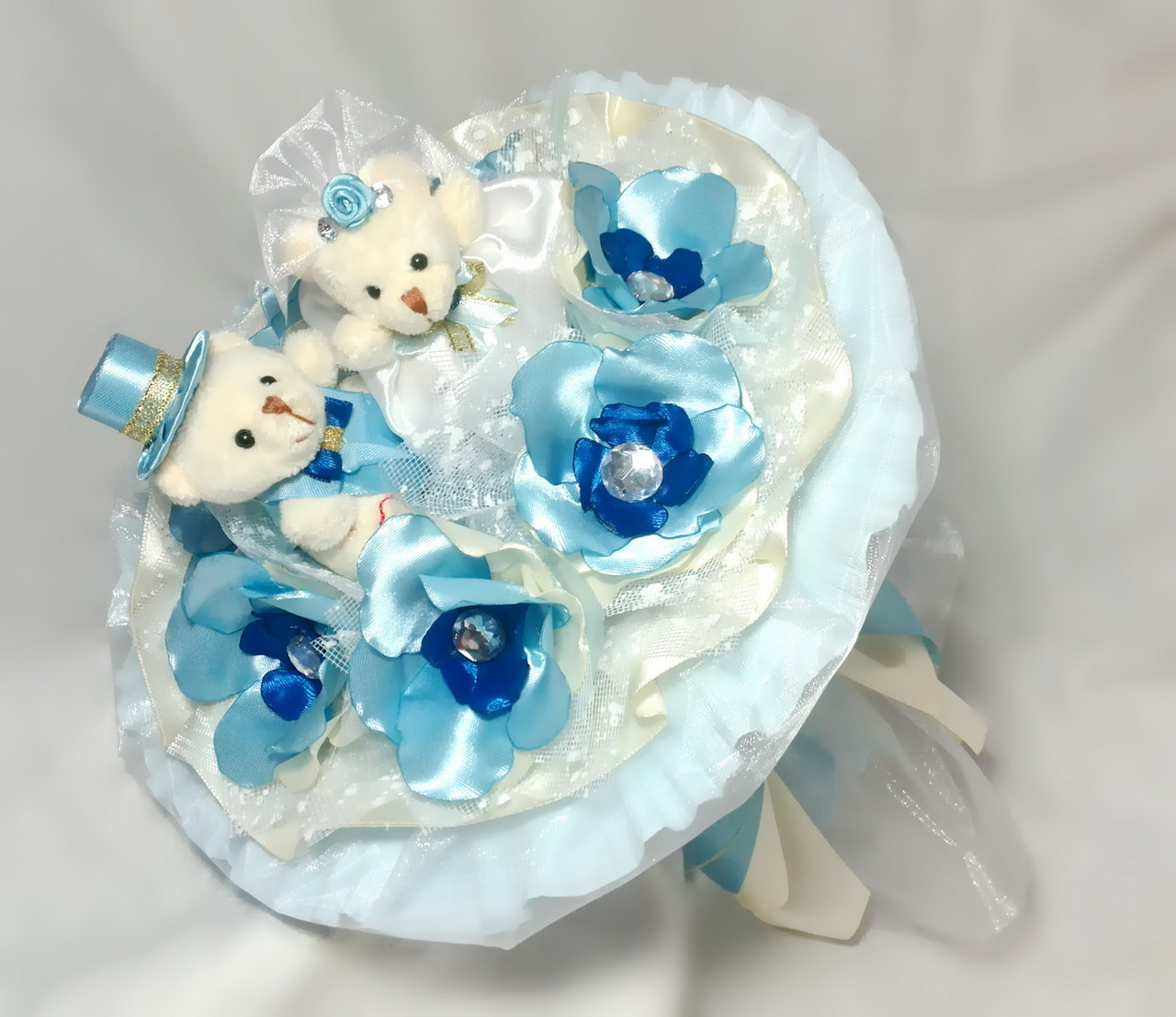 Букет из мягких игрушек (мишек), арт. 0207