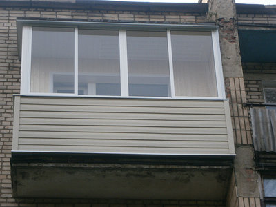 Балконные рамы - остекление балконов и лоджий