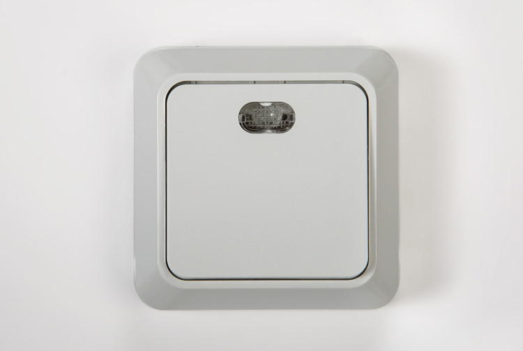 Выключатель 1кл с подсветкой белый