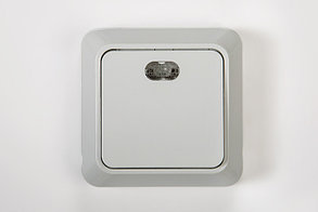 Выключатель 1кл с подсветкой белый накл