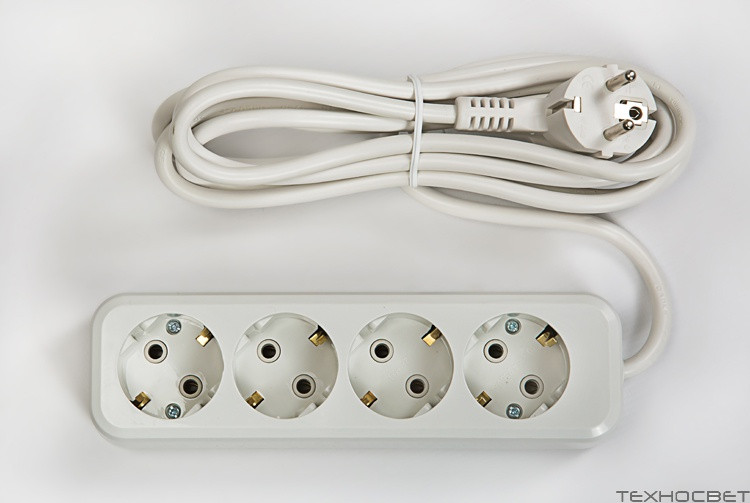 Удлинитель У-4-3 4-х местн 3м 8043