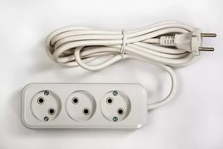 Удлинитель УЗ-З-3 3-х местн с з/к 3м 8133