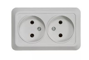 Розетка 2ая белая