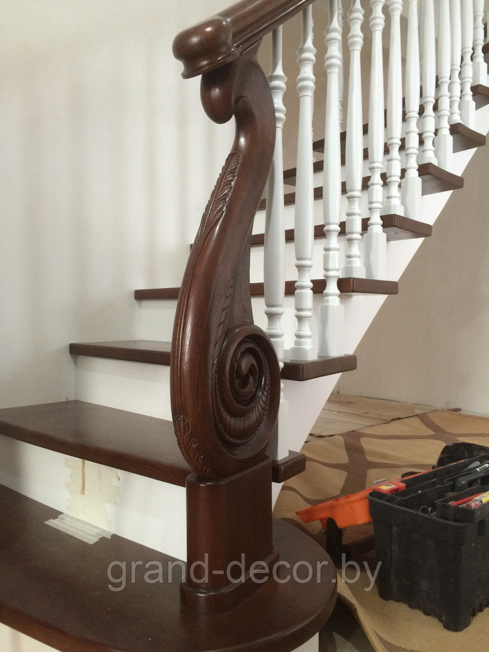 Реставрация, ремонт деревянных лестниц - фото 2 - id-p61220501