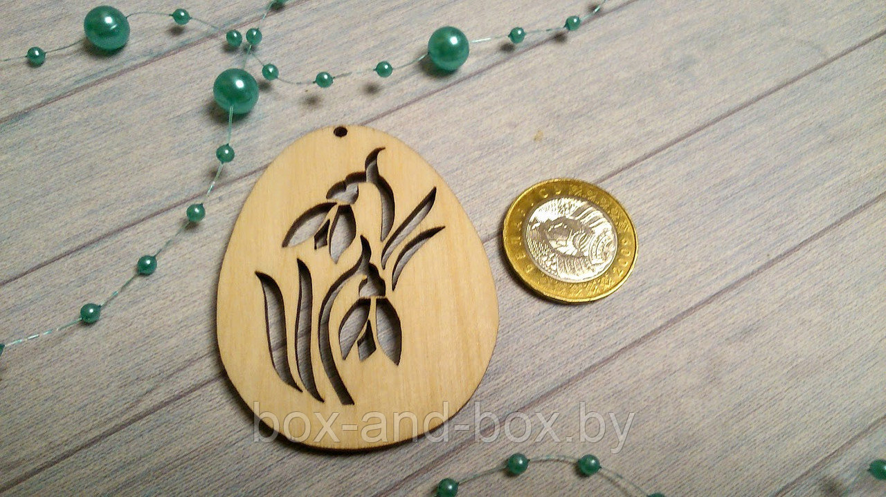 Яйцо из фанеры декоративное.