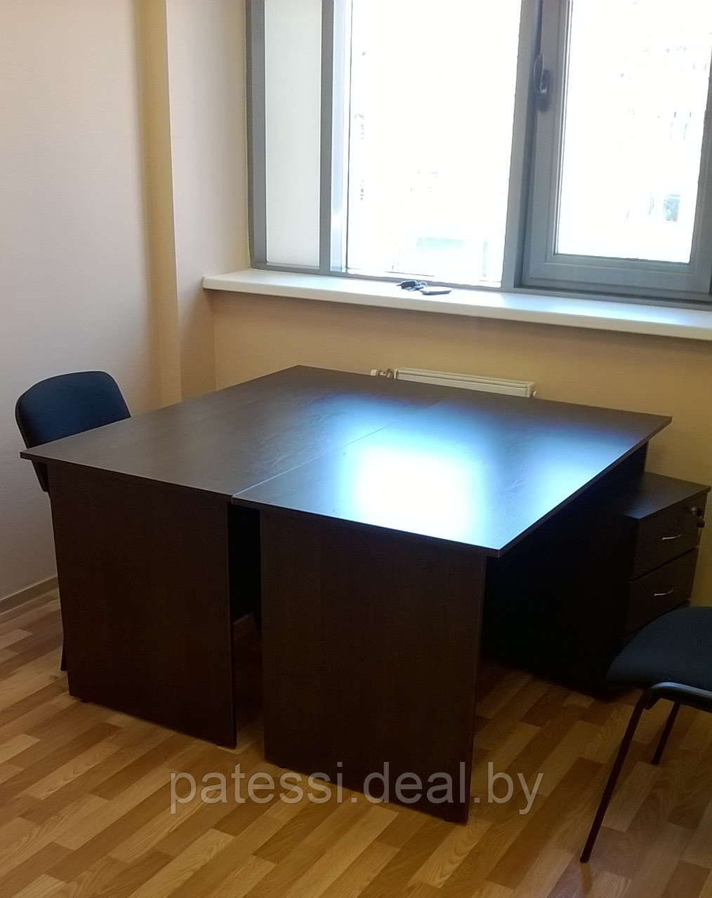 Комплект офисной мебели. Два рабочих места с тумбами - фото 4 - id-p61421588