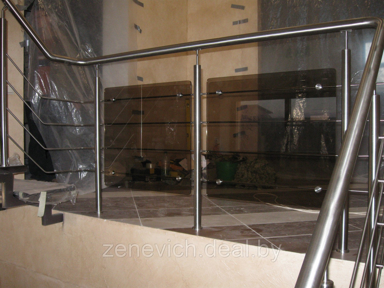 Ограждение из нержавеющей стали со стеклом ОНС-5 - фото 4 - id-p62245958