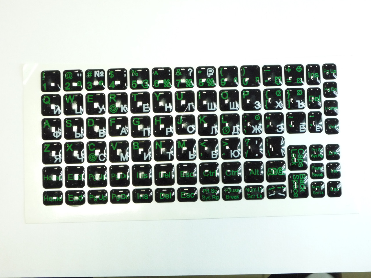 Наклейки на клавиатуру с русскими буквами белые\зеленые (гелевые) - фото 1 - id-p62343801