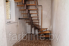 Модульная лестница, с дубовыми ступенями П-образная  на 15 ступеней поворот 180 град