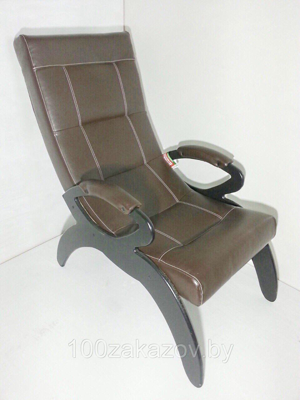 Кресло кожаное   для отдыха модель 51  60*115*90