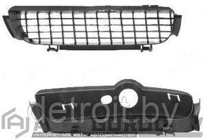 Решетка в бампер правая Фольксваген Венто