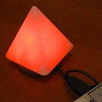 Соляная USB-лампа Пирамида