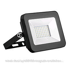 Прожектор светодиодный 2835SMD : 2835SMD, 20W 6400K AC220V/50Hz IP65, черный в компактном корпусе, SFL90-20