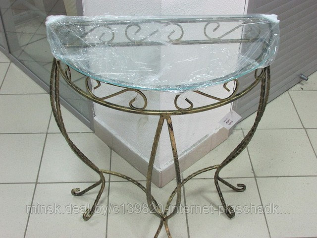Стол декоративный стеклянный (кованый метал)   полукруглый номер 168 