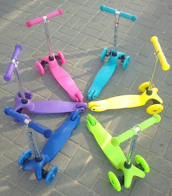 Самокат детский Mini Delanit 2 в 1 светящиеся колеса,регулируемая ручка