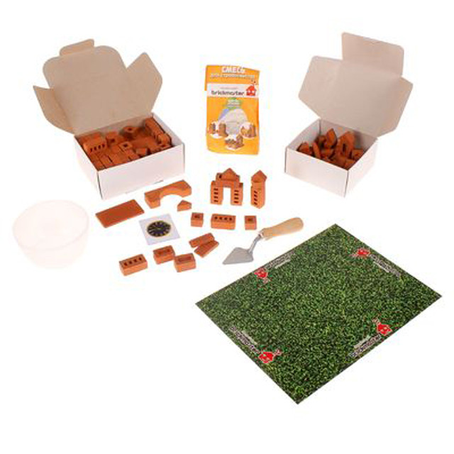 Конструктор из кирпичиков BrickMaster "Кремль" 136 деталей (208) Играя с конструктором из настоящих кирпичиков и создавая интересные постройки, ребёнок развивает мелкую моторику рук, логическое мышление, творческие способности, внимательность и усидчивость.