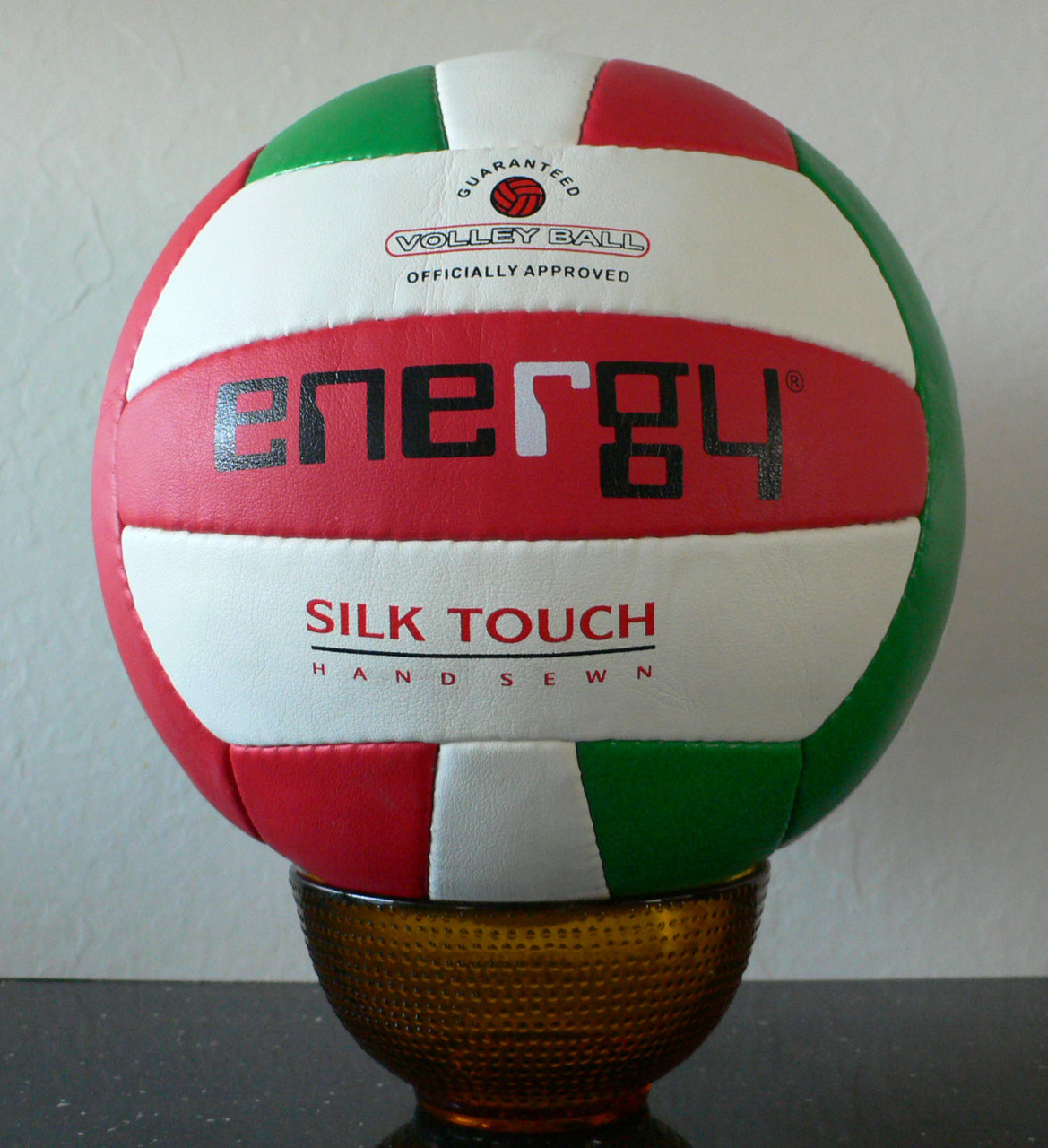 Волейбольные мячи EXCALIBUR Мяч волейбольный Energy (бело-красно-синий)