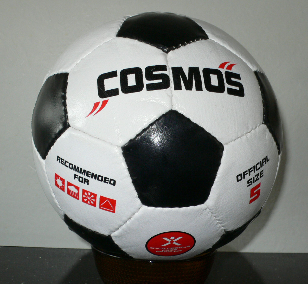 Футбольные мячи EXCALIBUR Футбольный мяч Cosmos - фото 1 - id-p65868914