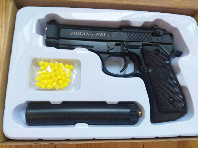 Игрушечный пневматический пистолет с глушителем Beretta C.18+ металлический - фото 3 - id-p66151087