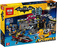 Бэтмен Lepin 07052 Нападение на Бэтпещеру (аналог Lego Batman 70909)